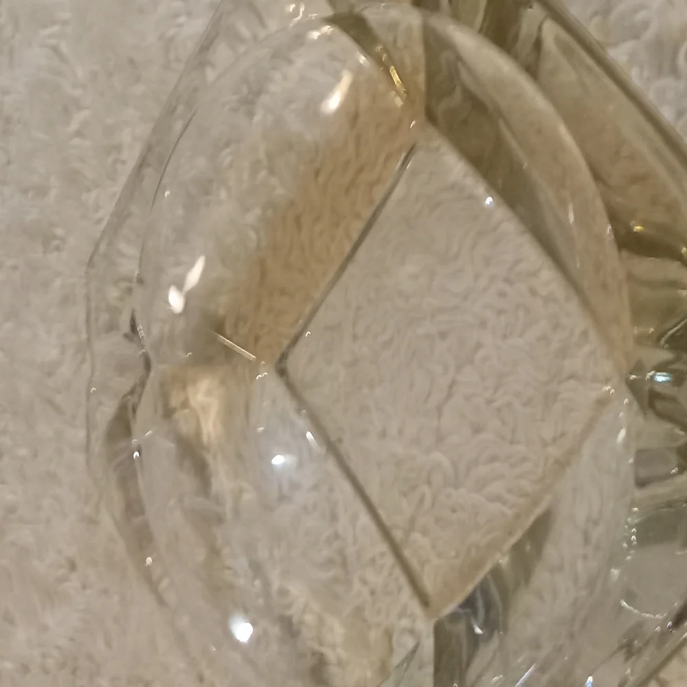 Glass - Picture 6 of 9